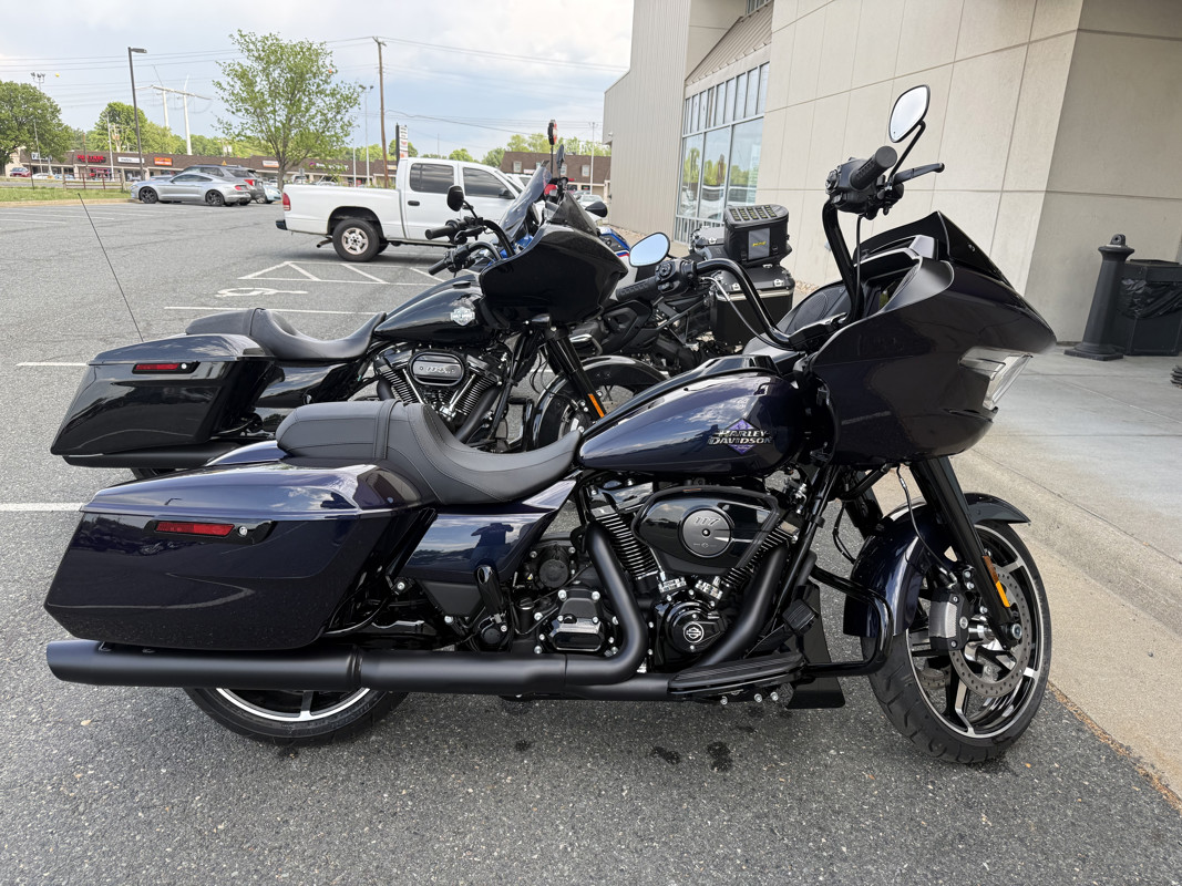 Road Glide®
