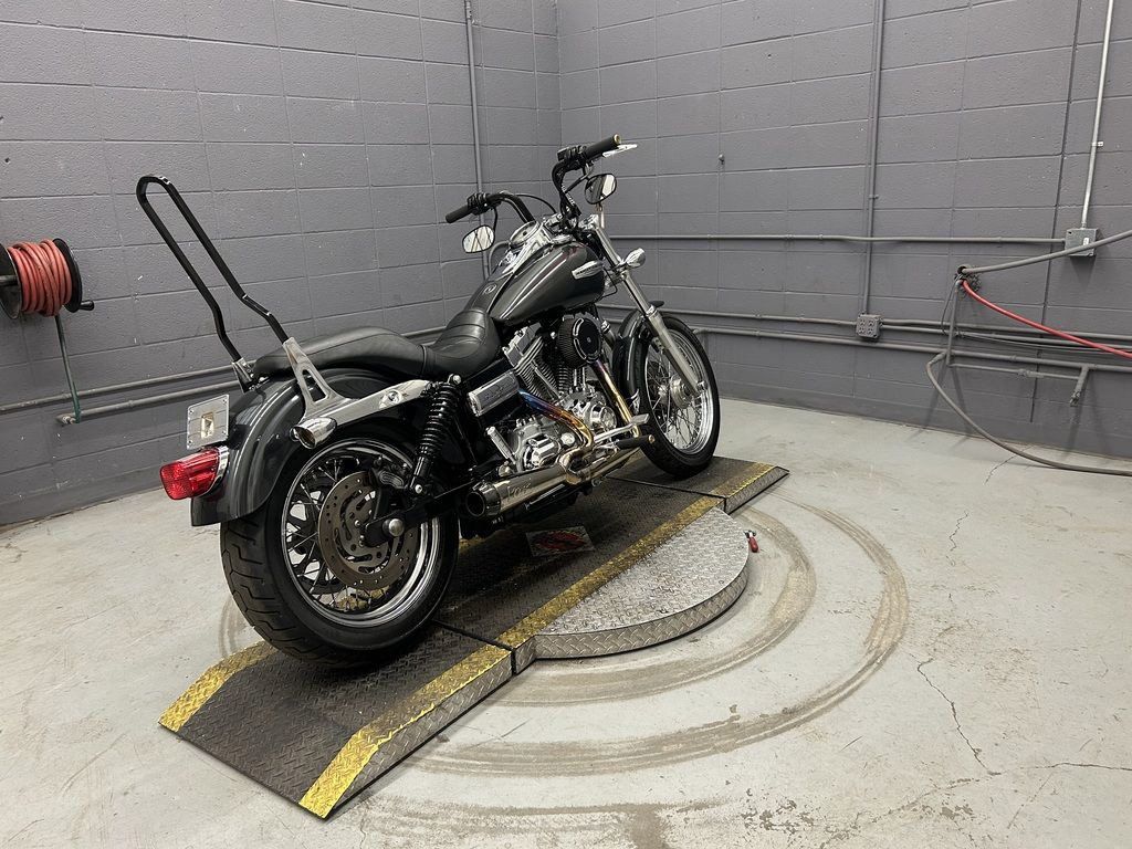 Dyna® Super Glide® Custom