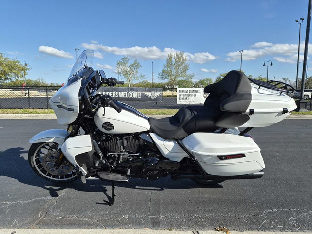 Street Glide® Limited