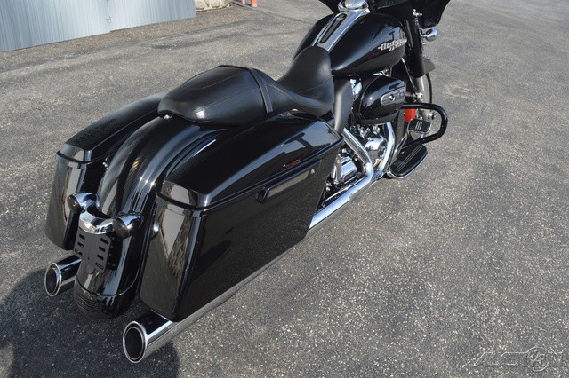 Street Glide®