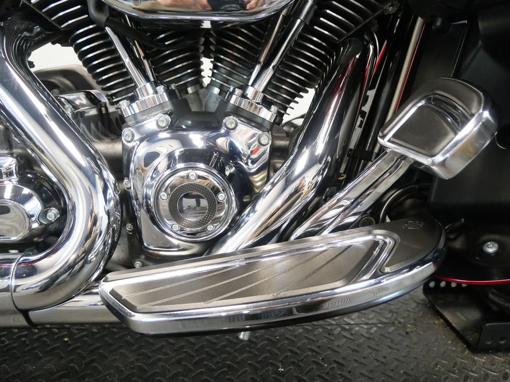 CVO® Street Glide®