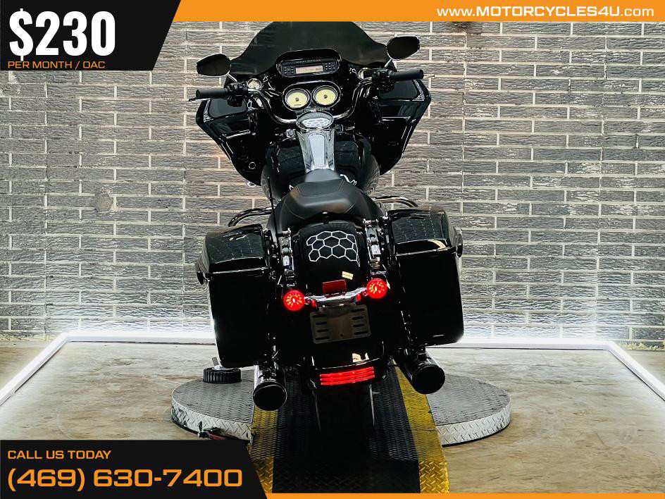 Road Glide® Custom
