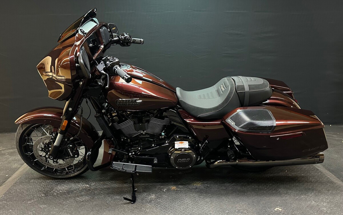 CVO® Street Glide®