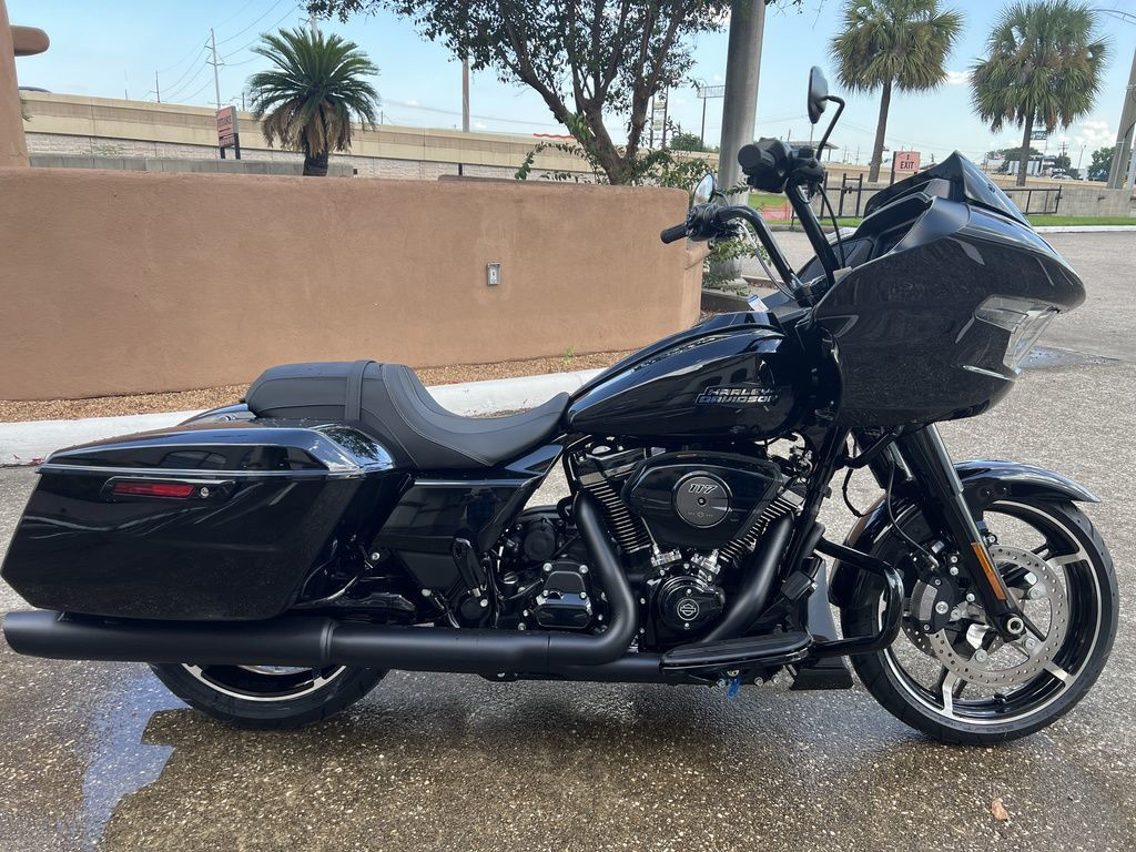 Road Glide®