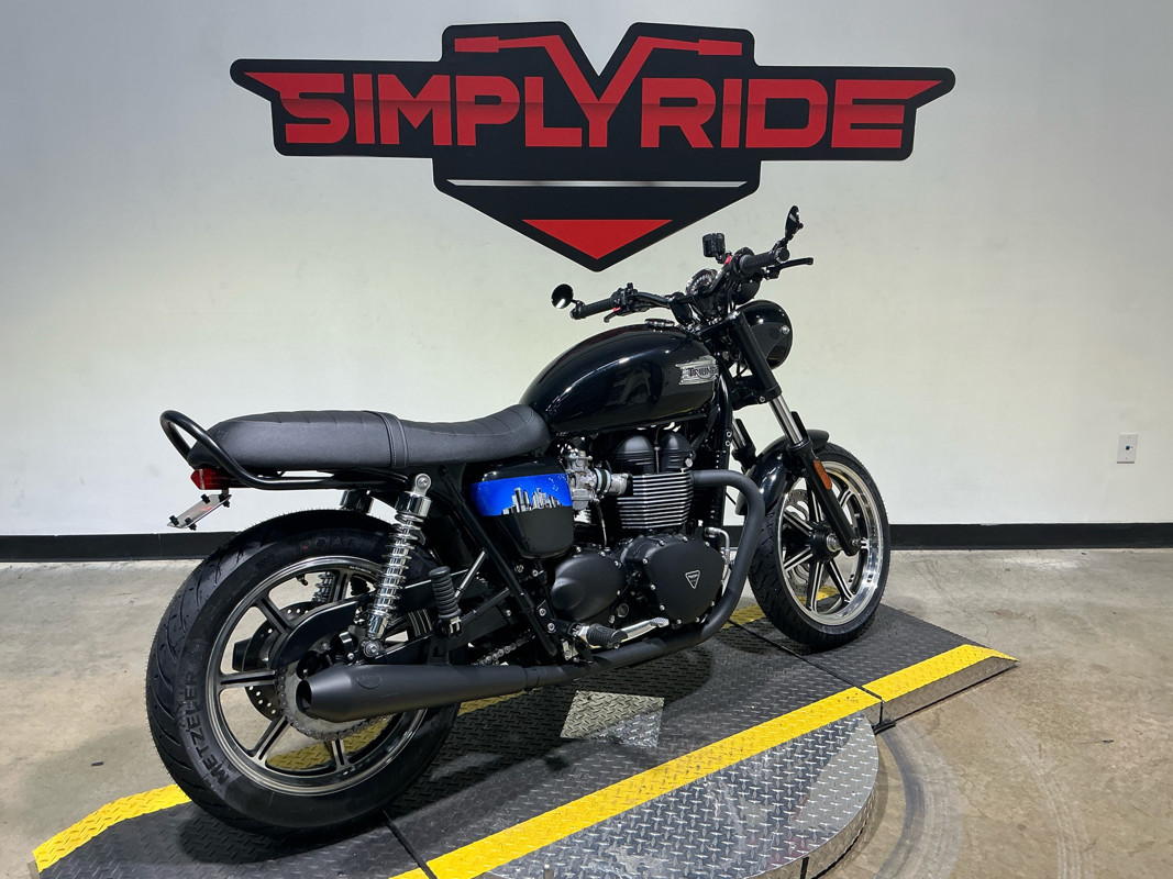 Bonneville T-100