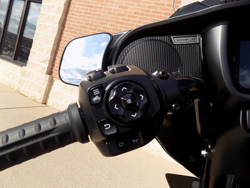 Street Glide® Ultra