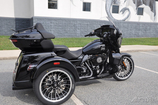 Street Glide® 3 Limited