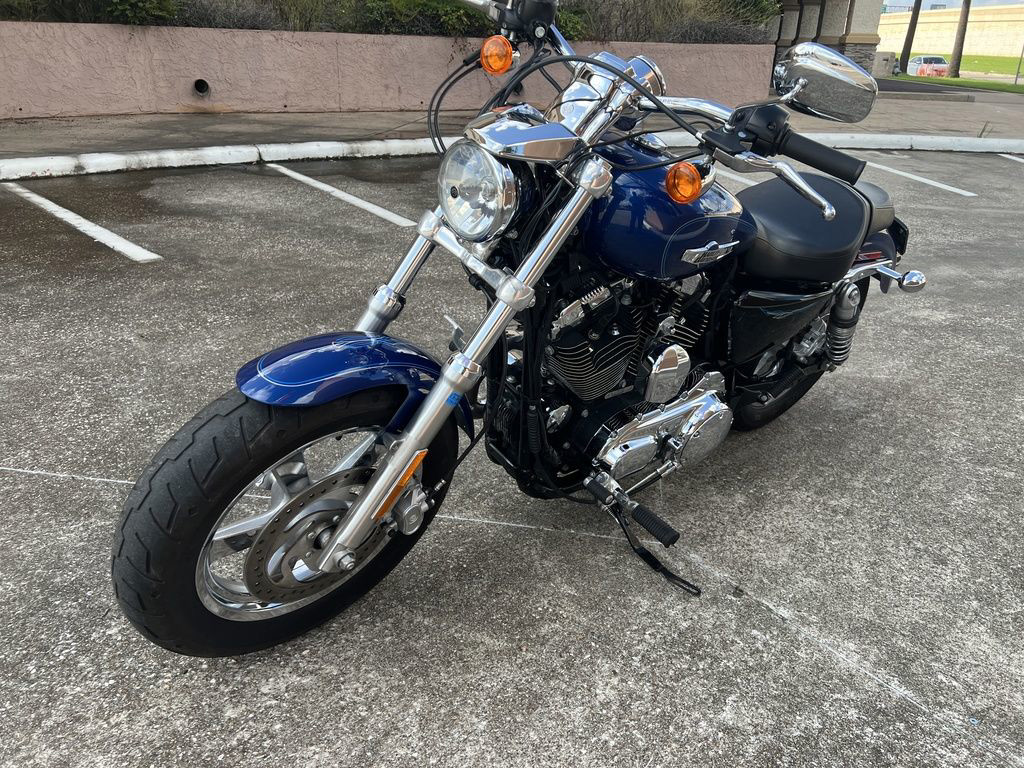 Sportster® 1200 Custom