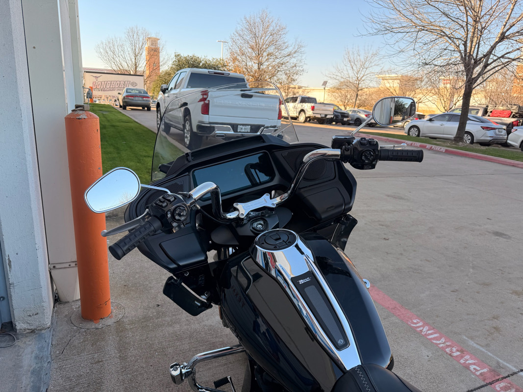 Road Glide®