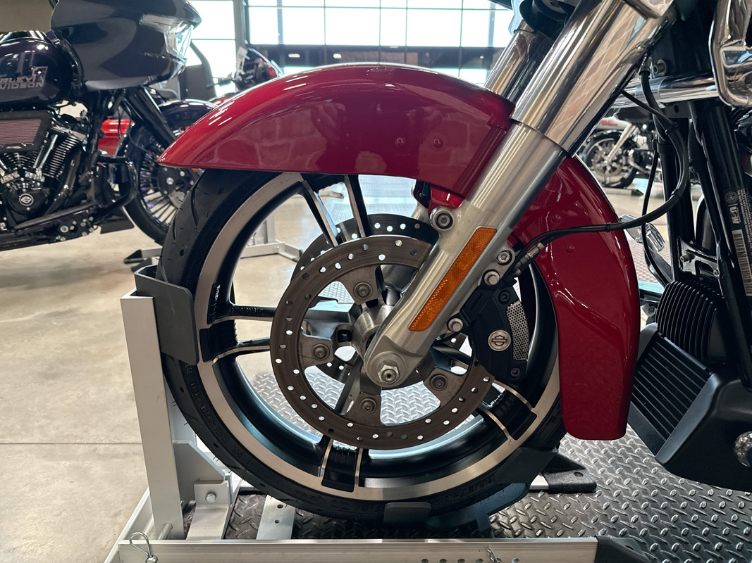 Road Glide®