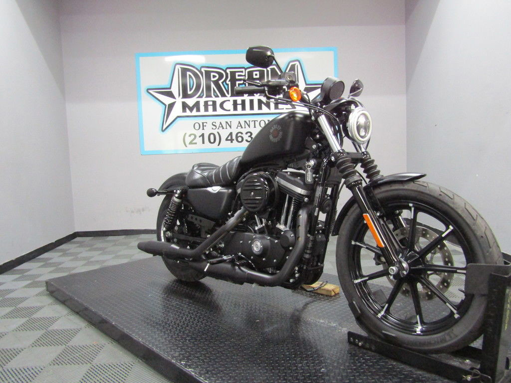 Iron 883®