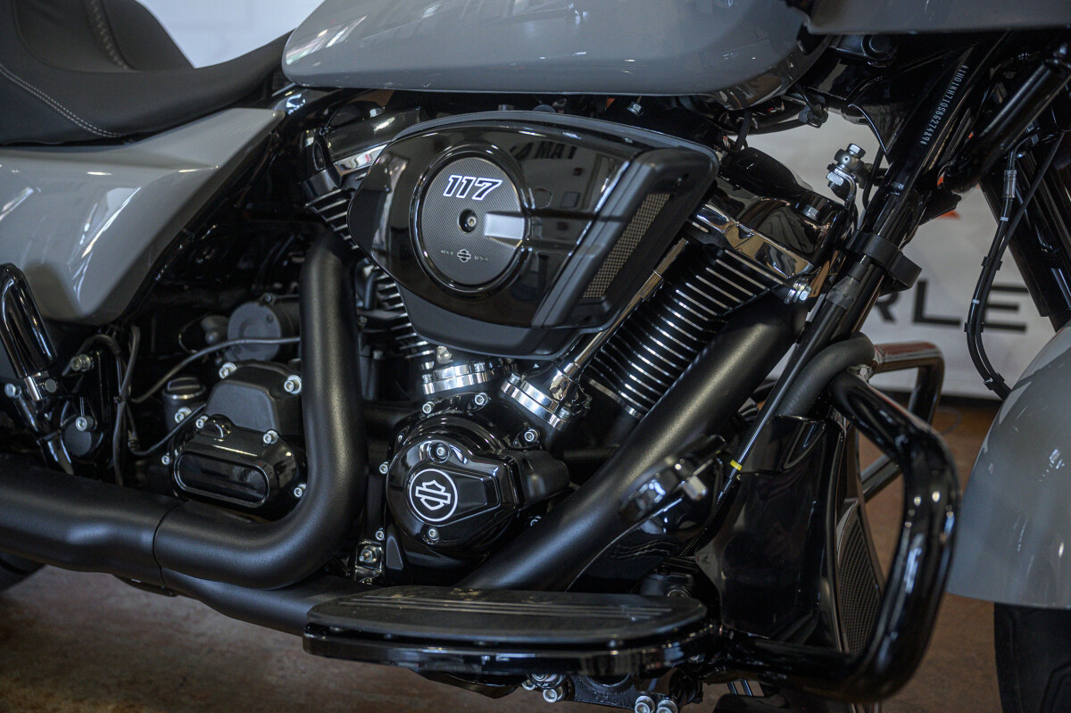 Road Glide®