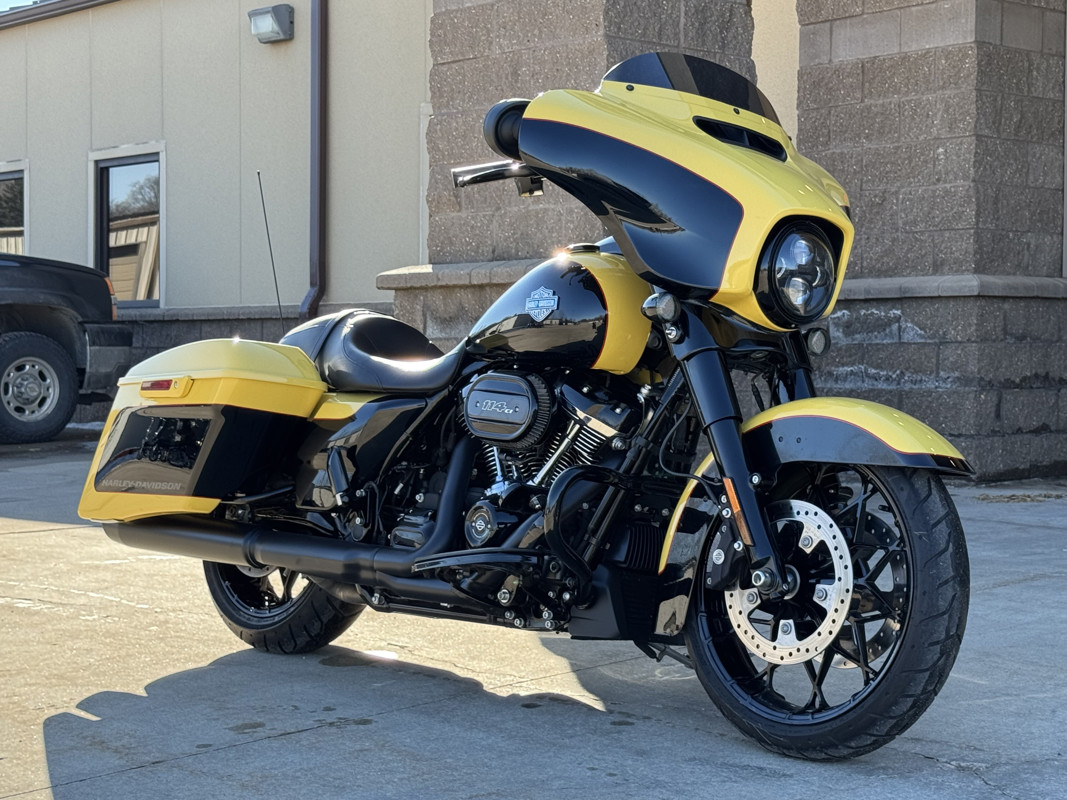 Street Glide® Special