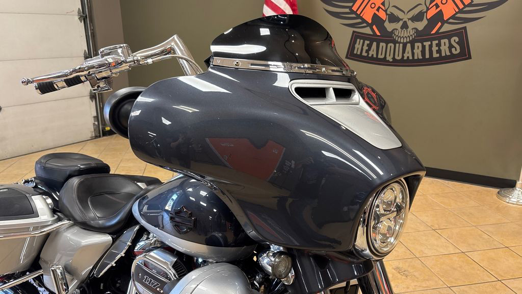 CVO® Street Glide®