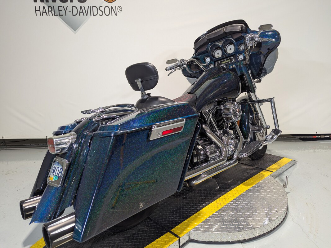 Street Glide®