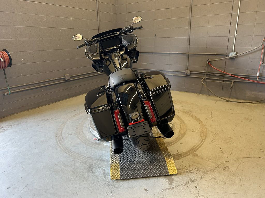 Road Glide®