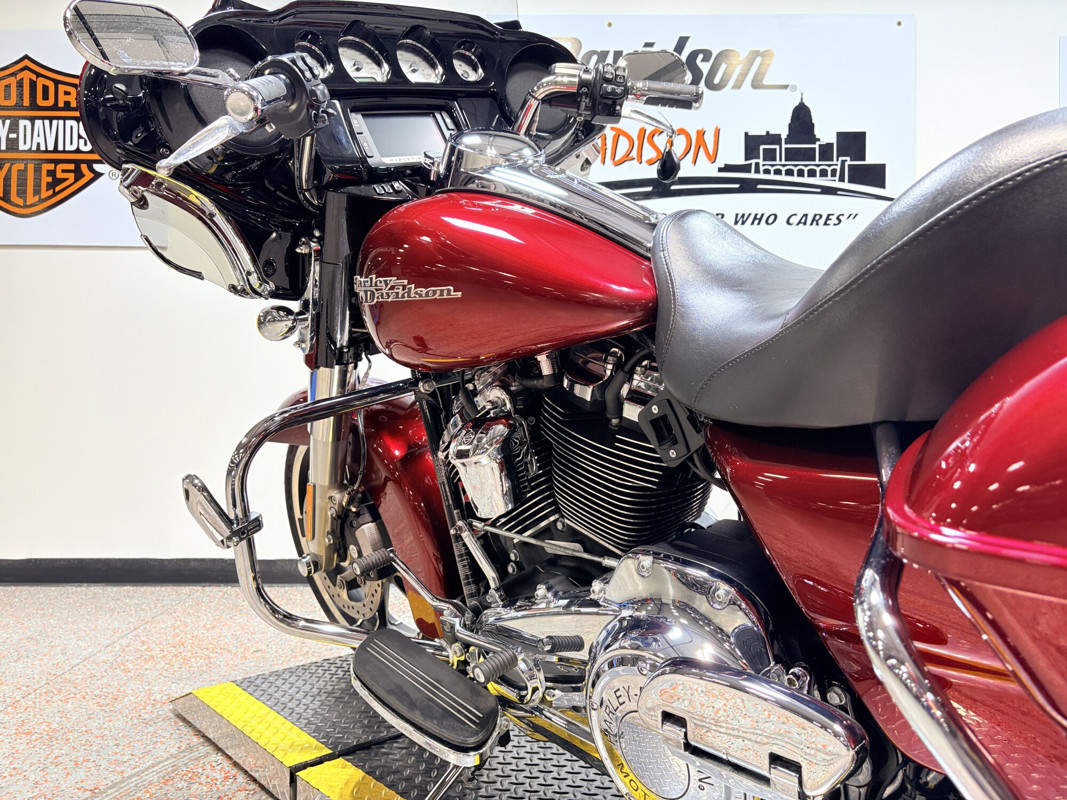 Street Glide® Special