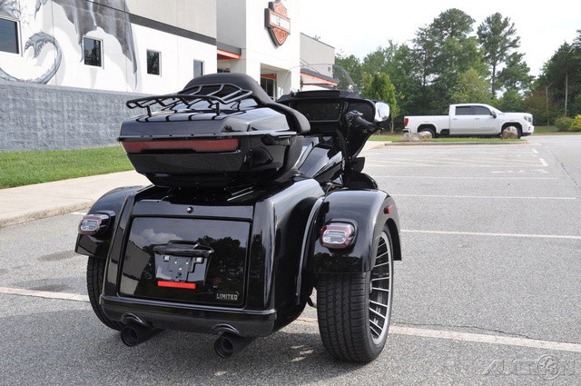 Street Glide® 3 Limited