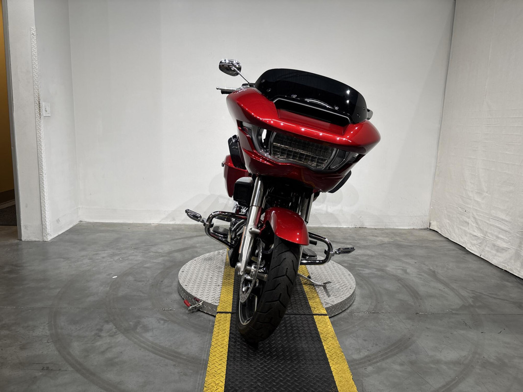 Road Glide®