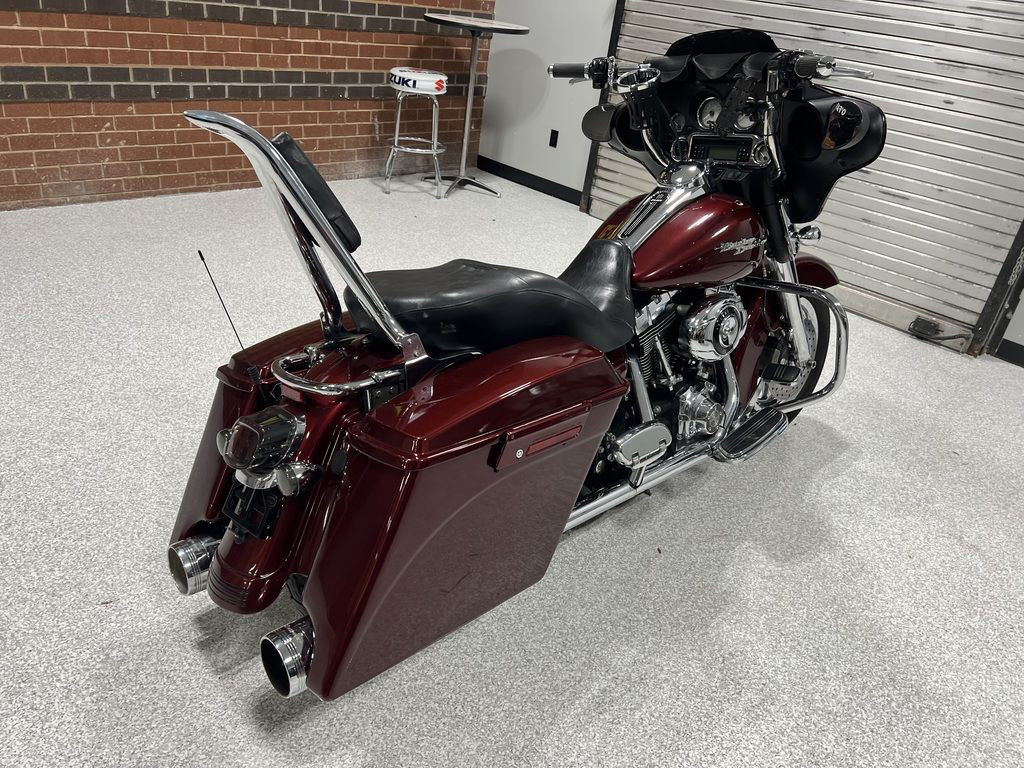 Street Glide®