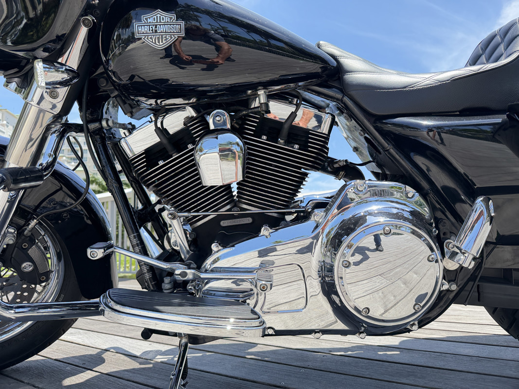 Street Glide®