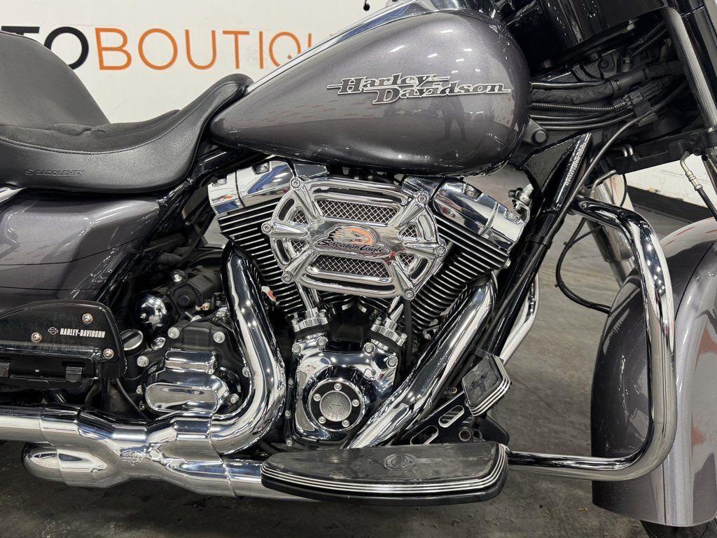 Street Glide® Special