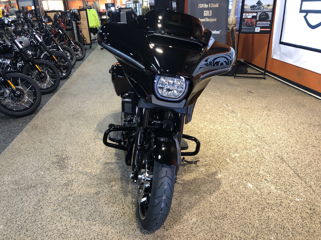 Street Glide®