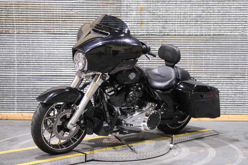 Street Glide® Special