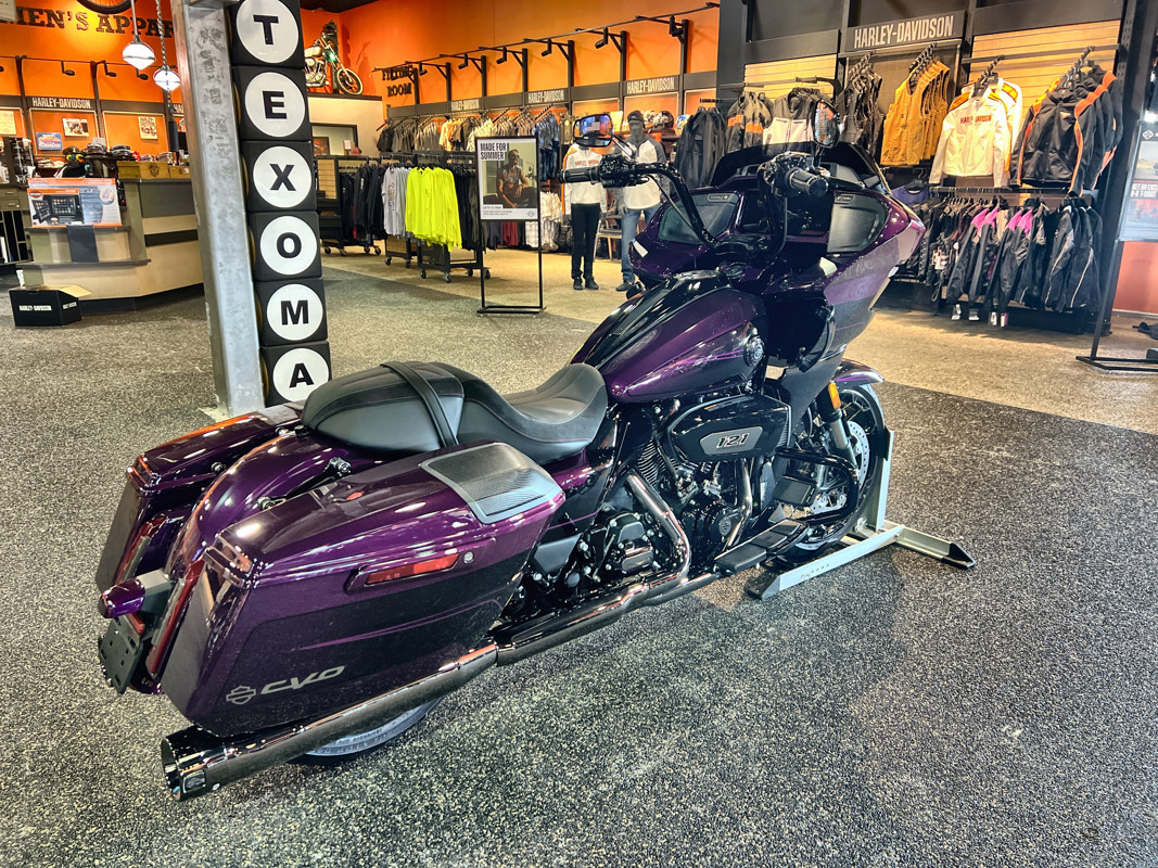 CVO® Road Glide®
