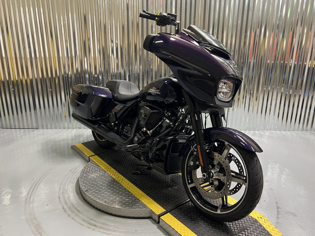 Street Glide®