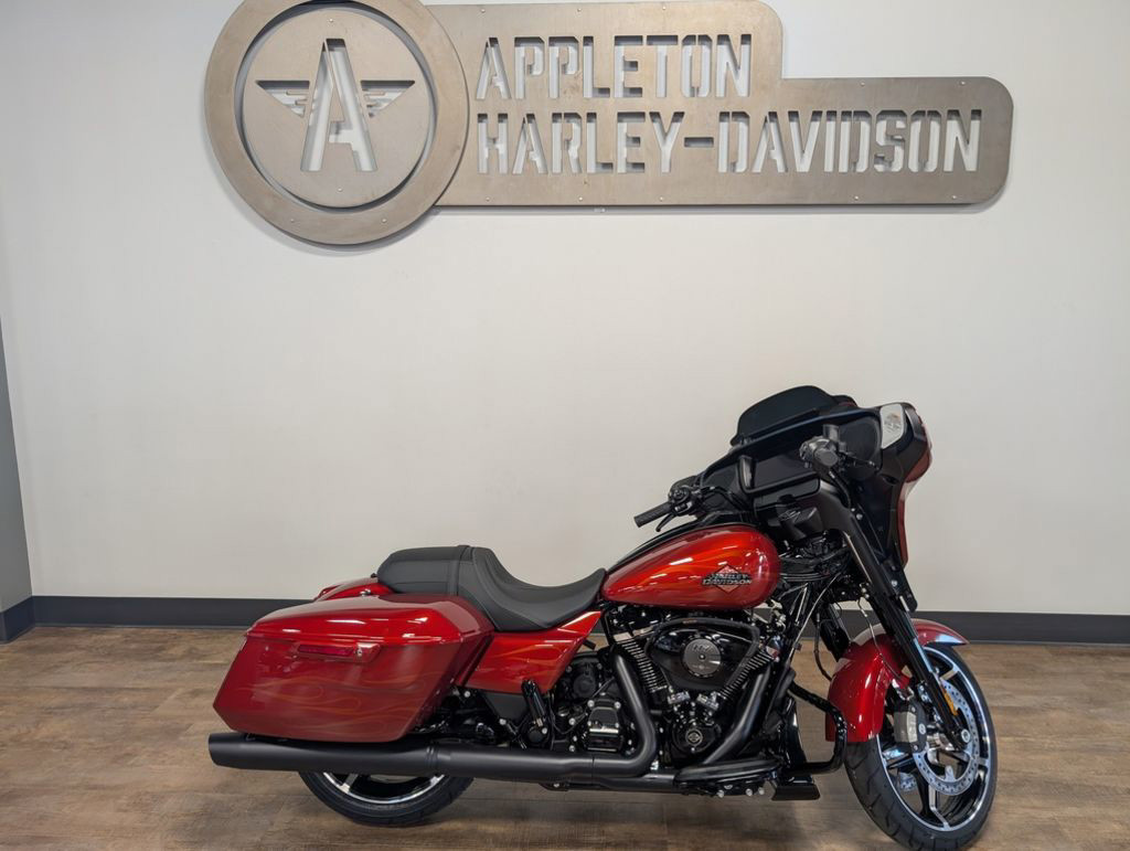 Street Glide®