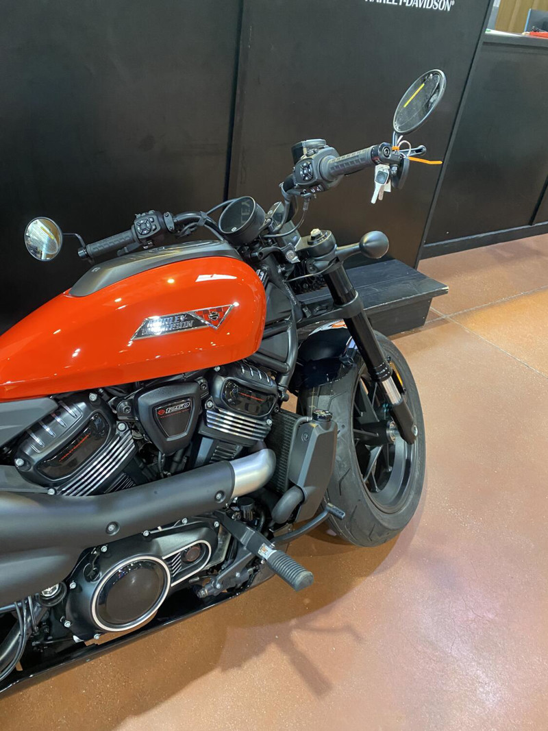 Sportster® S