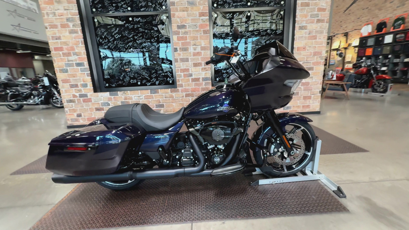 Road Glide®