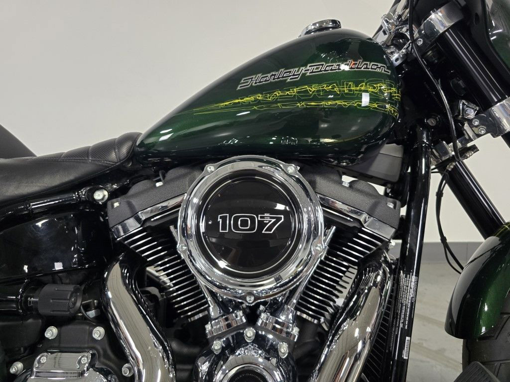 Softail® Sport Glide®