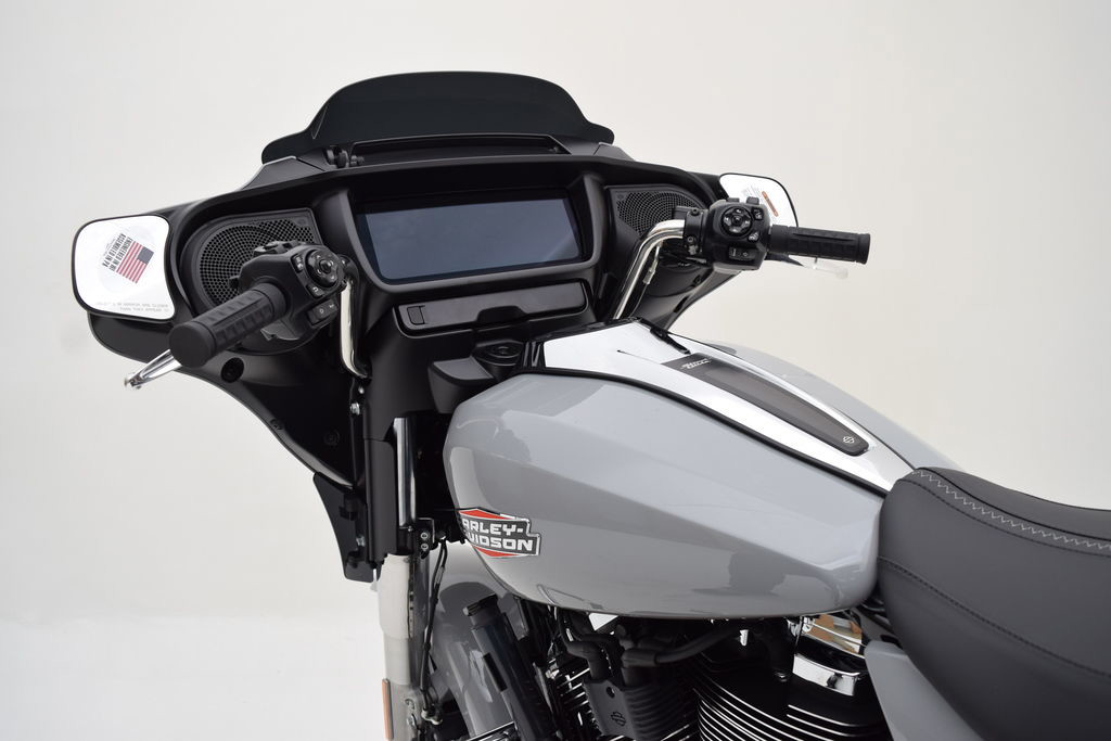 Street Glide®