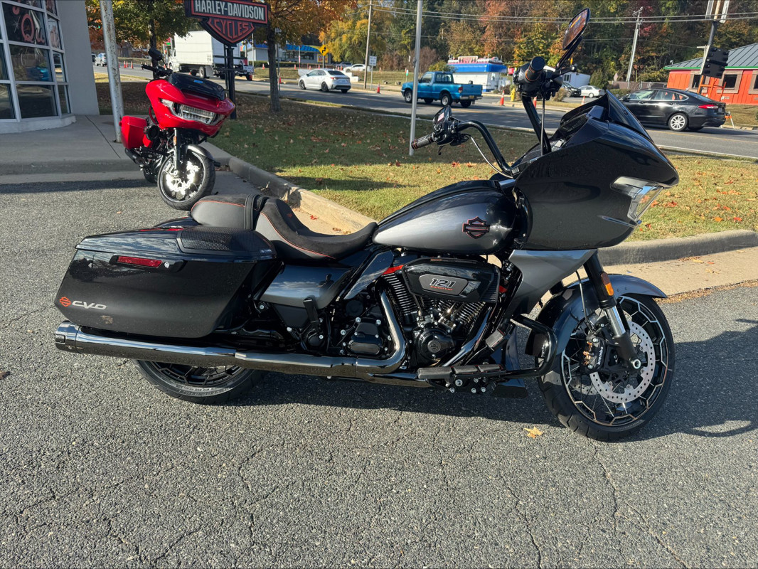 CVO® Road Glide®