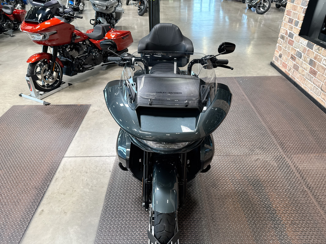 Road Glide®