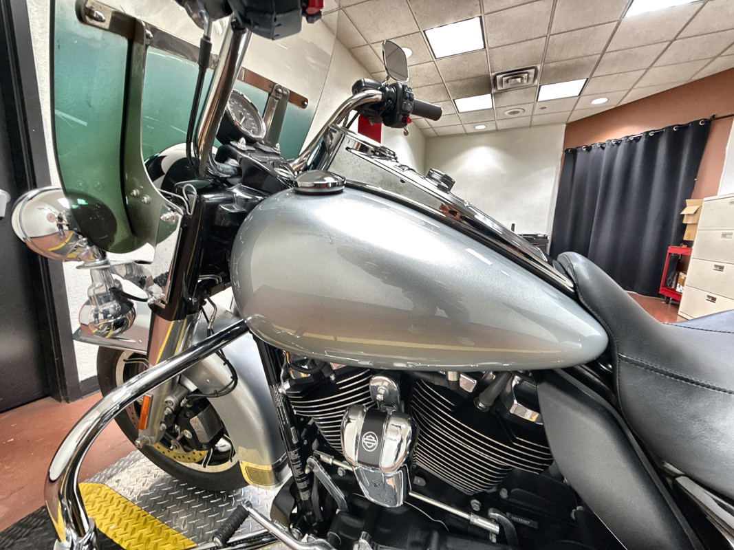 Road King Police