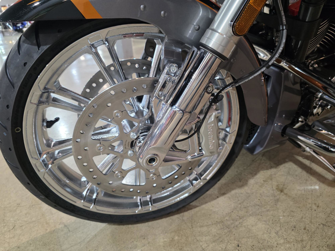 CVO® Street Glide®
