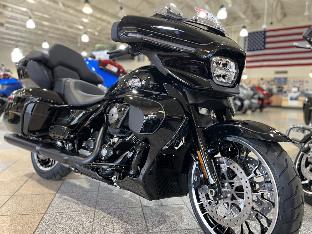 Street Glide® Limited
