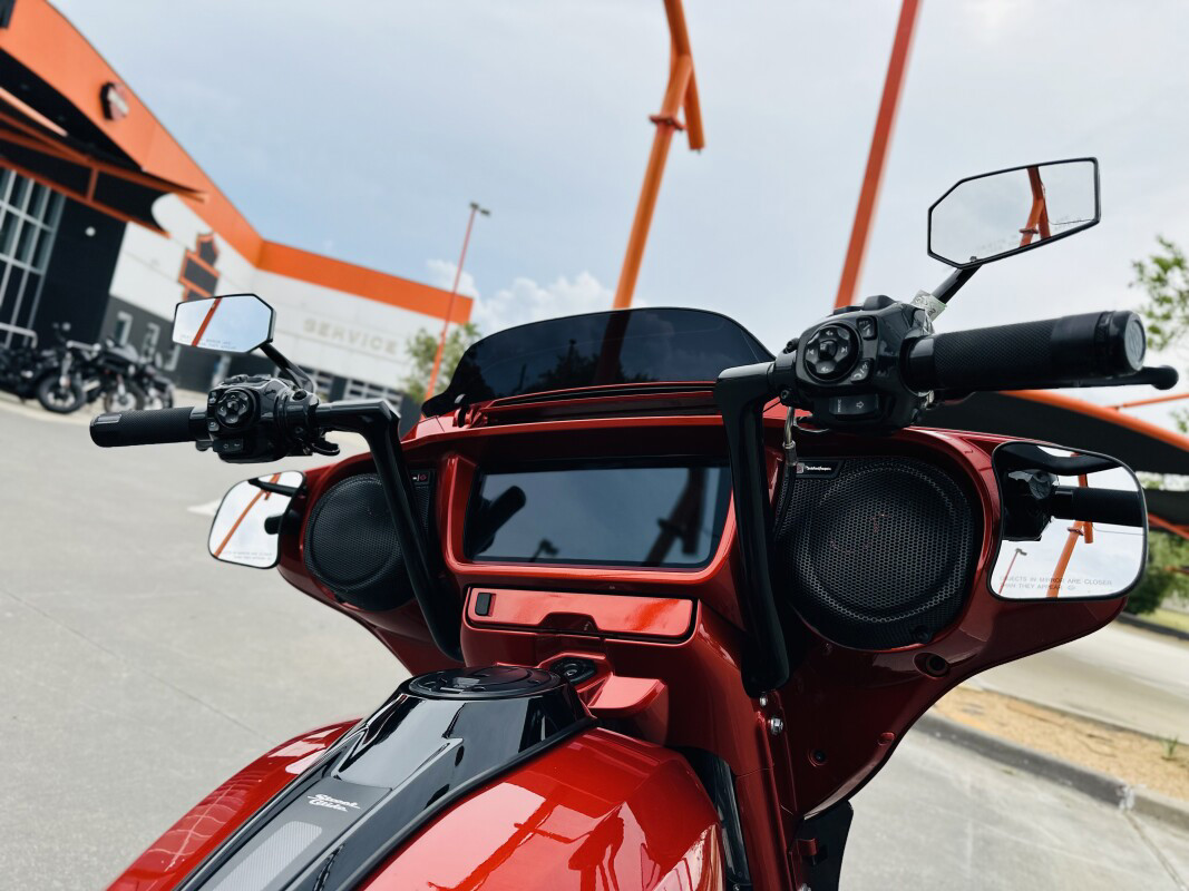 Street Glide®
