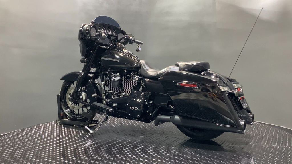 Street Glide® Special
