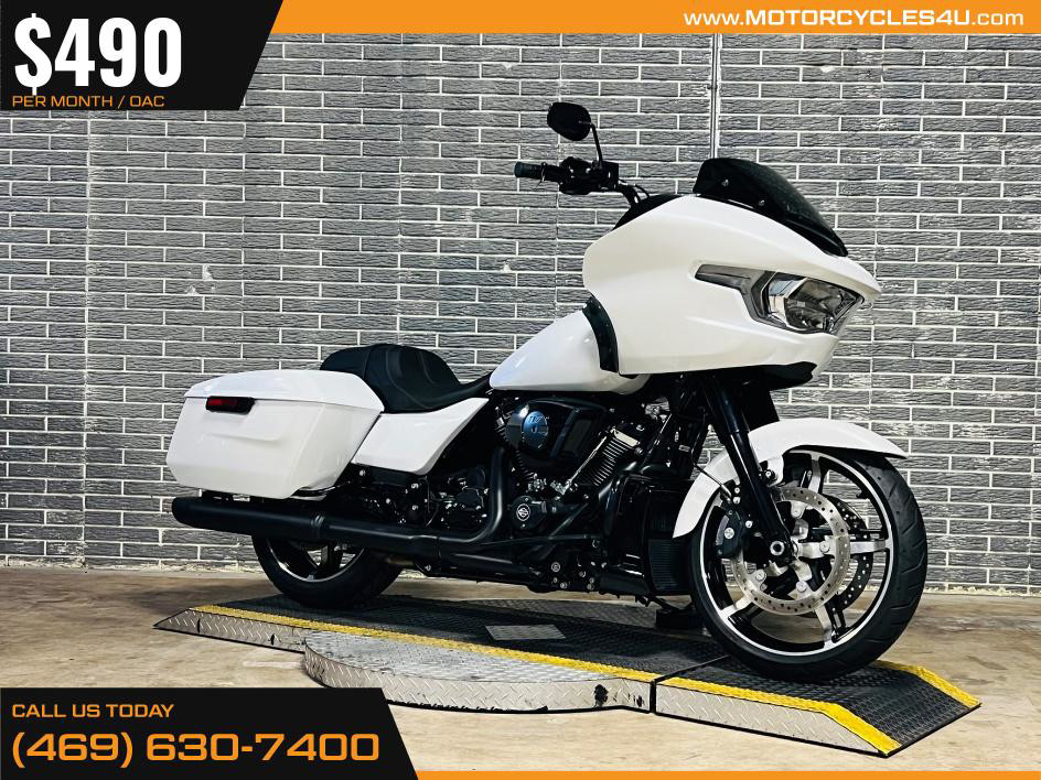 Road Glide®