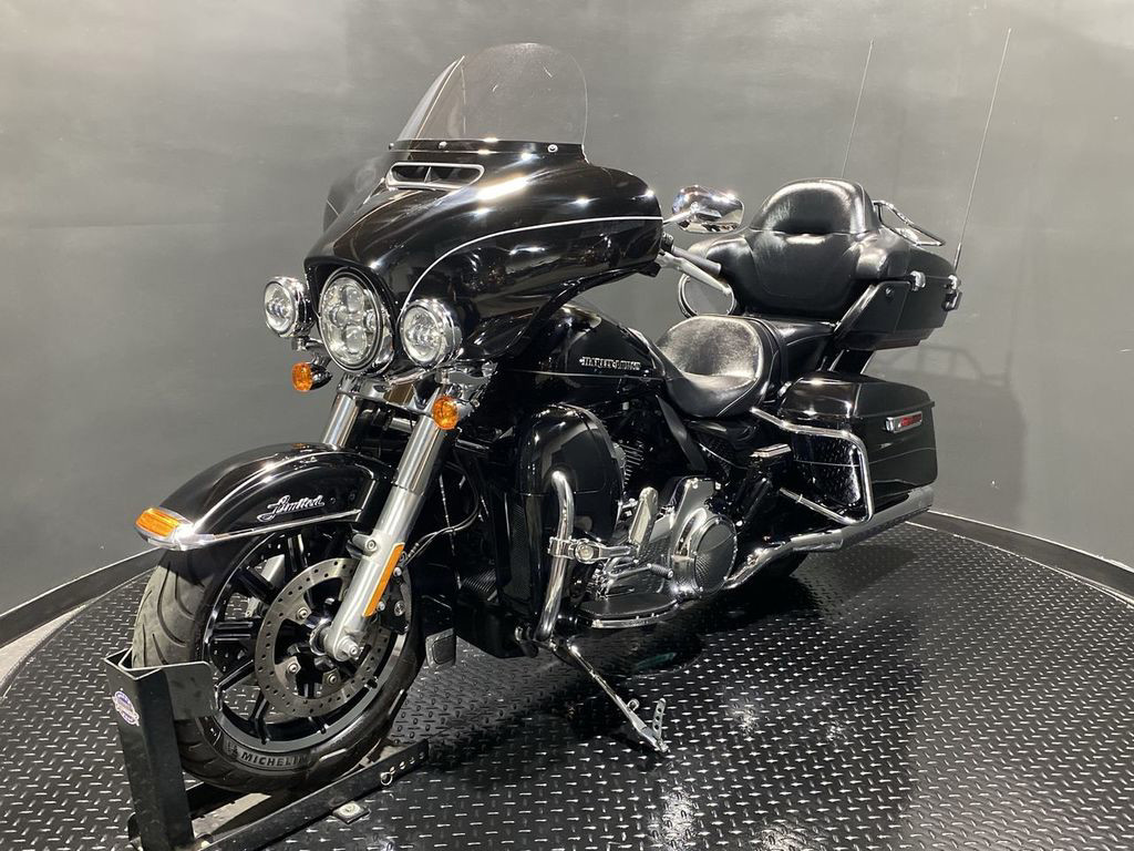 Electra Glide® Ultra Limited® Low