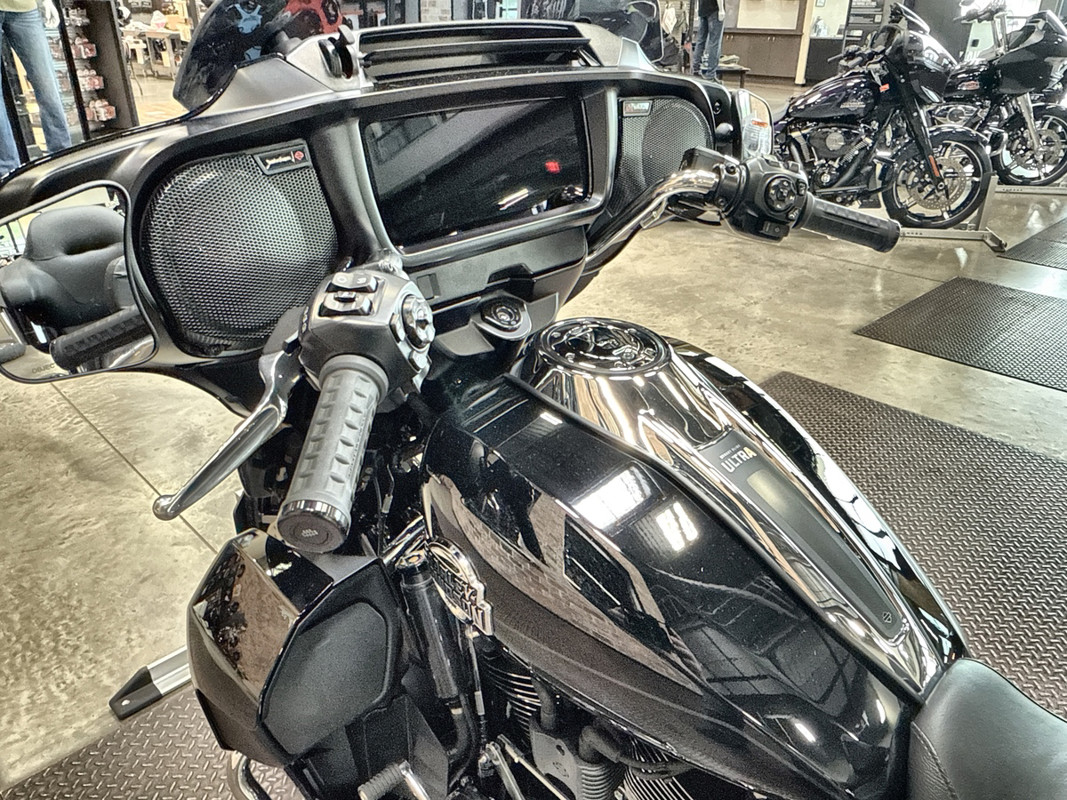 Street Glide® Ultra