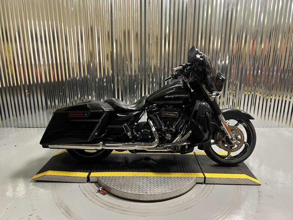 CVO® Street Glide®