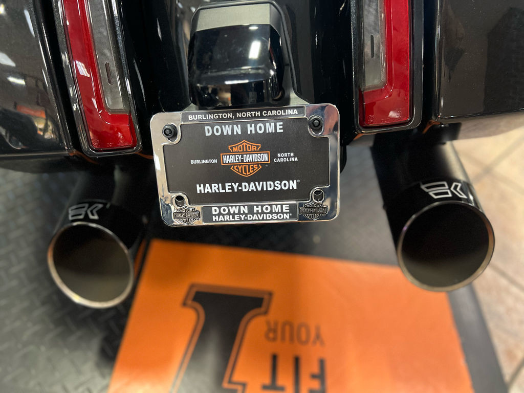Street Glide®