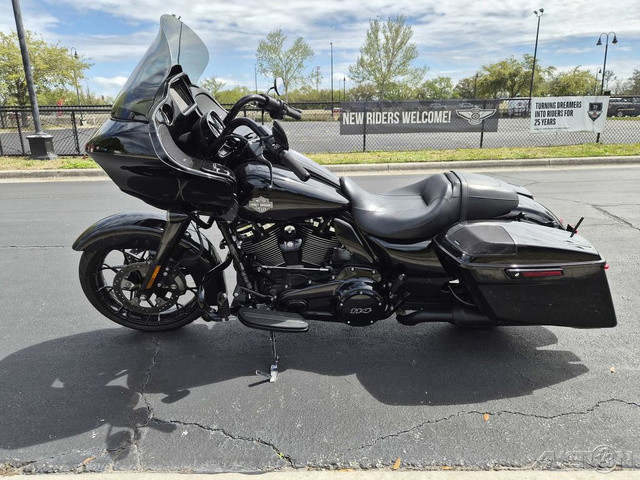 Road Glide® Special