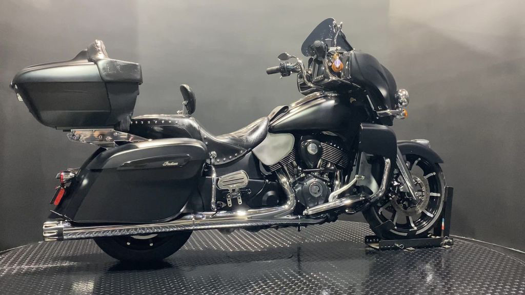 Roadmaster Dark Horse
