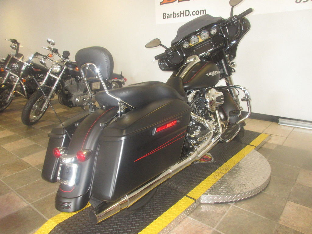 Street Glide® Special